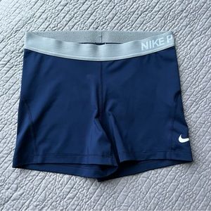 Nike Dri-fit shorts size L